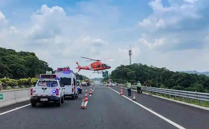 顺平高速公路汽车救援案例