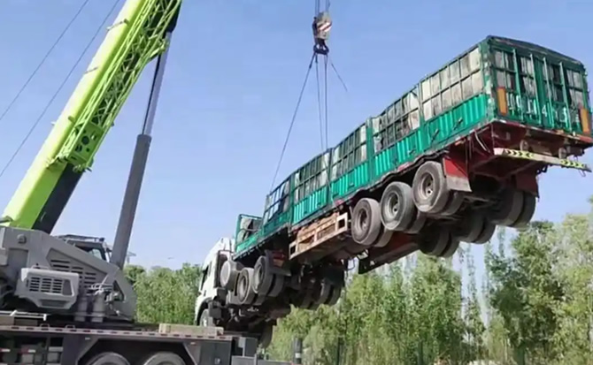 顺平道路脱困救援案例